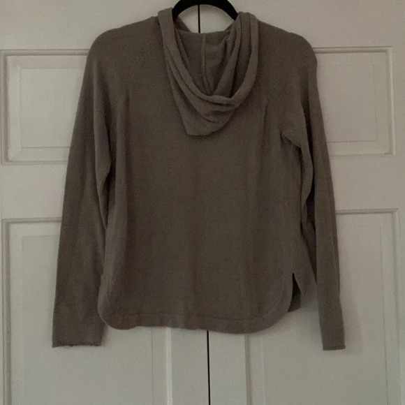 Barefoot Dreams CozyChic Ultra Light CozyChic Pullover Hoodie Beach Walk‎ Size S - Picture 7 of 11